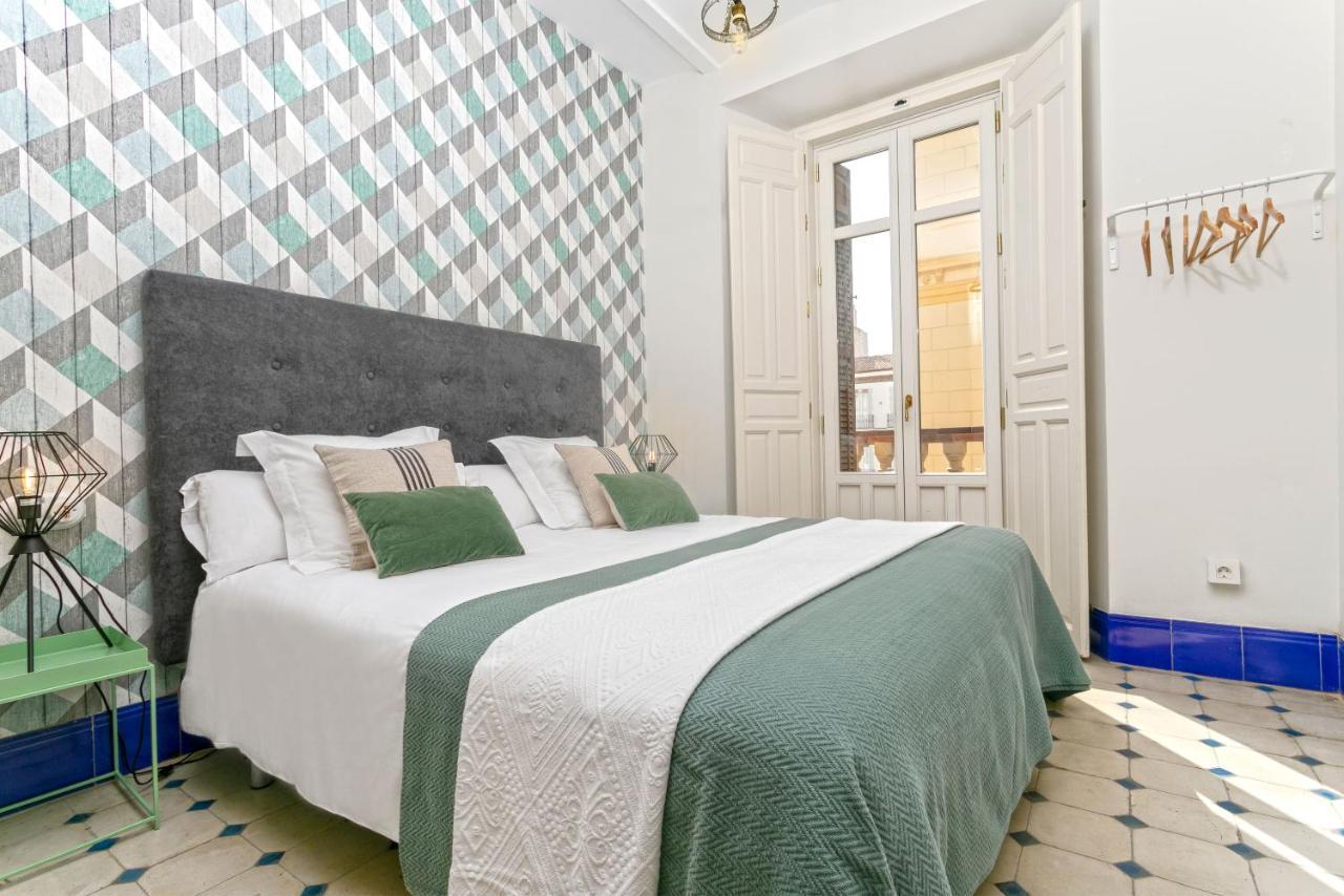 Genteel Home Cervantes มาลากา ภายนอก รูปภาพ